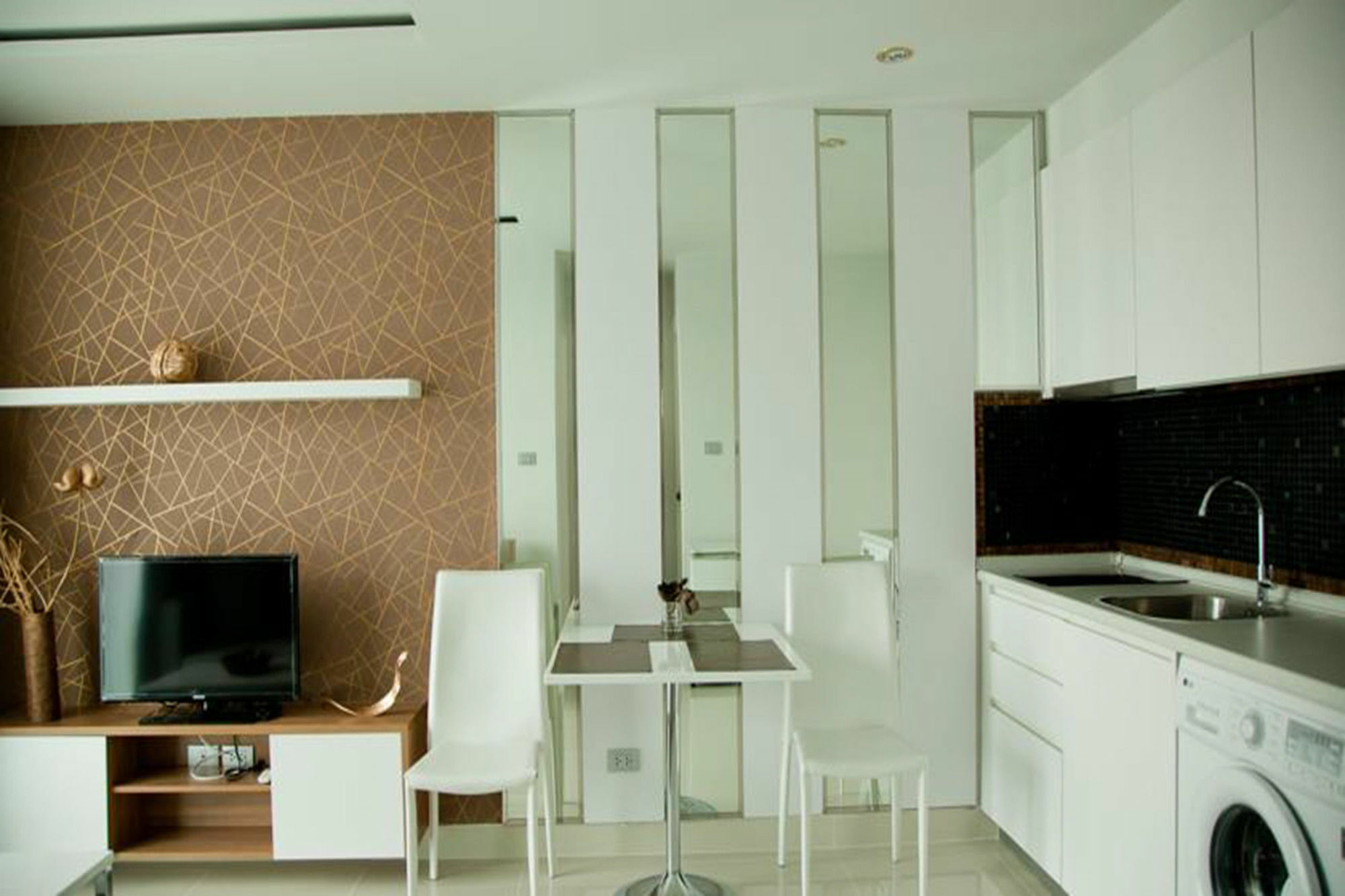 Amazon Pattaya Jomtien Apartments Esterno foto