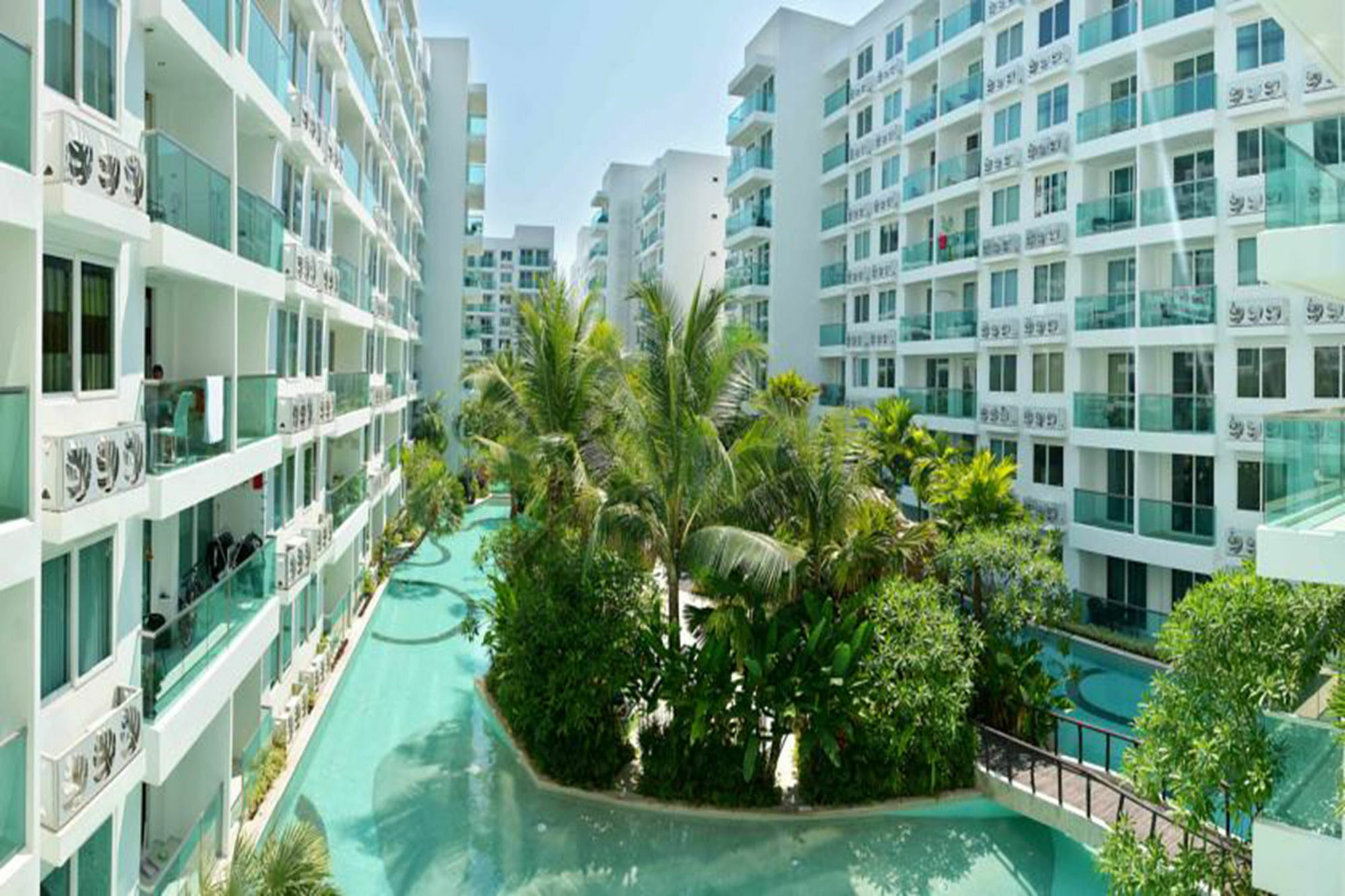 Amazon Pattaya Jomtien Apartments Esterno foto