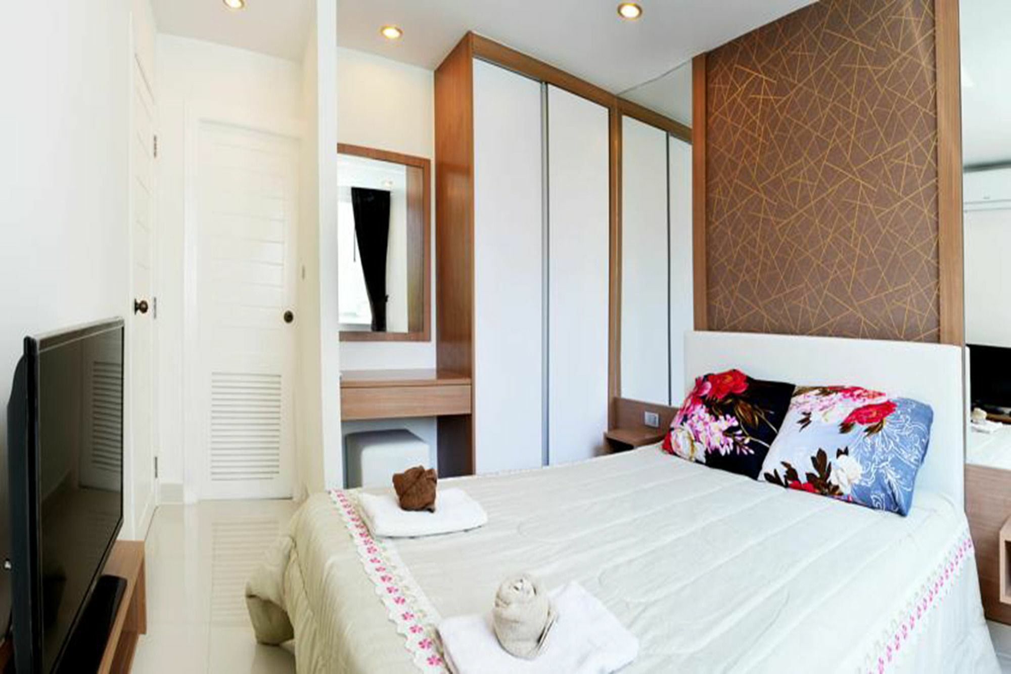 Amazon Pattaya Jomtien Apartments Esterno foto
